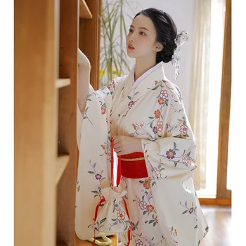Жена Японското Традиционно Кимоно Зелен Цвят С Красиви Флорални Принтом, Класическа Рокля Юката С Дълъг Ръкав За Снимки, Дрехи За Cosplay