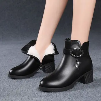 Черни дамски ботильоны на меху; зимни дамски обувки на дебелите обувки с токчета в римски стил на нисък ток; основни дамски обувки с кръгло бомбе